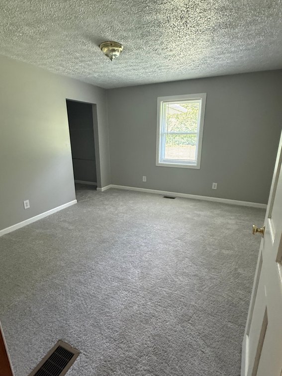 Image for Live Onsite Real Estate Auction with Online Bidding