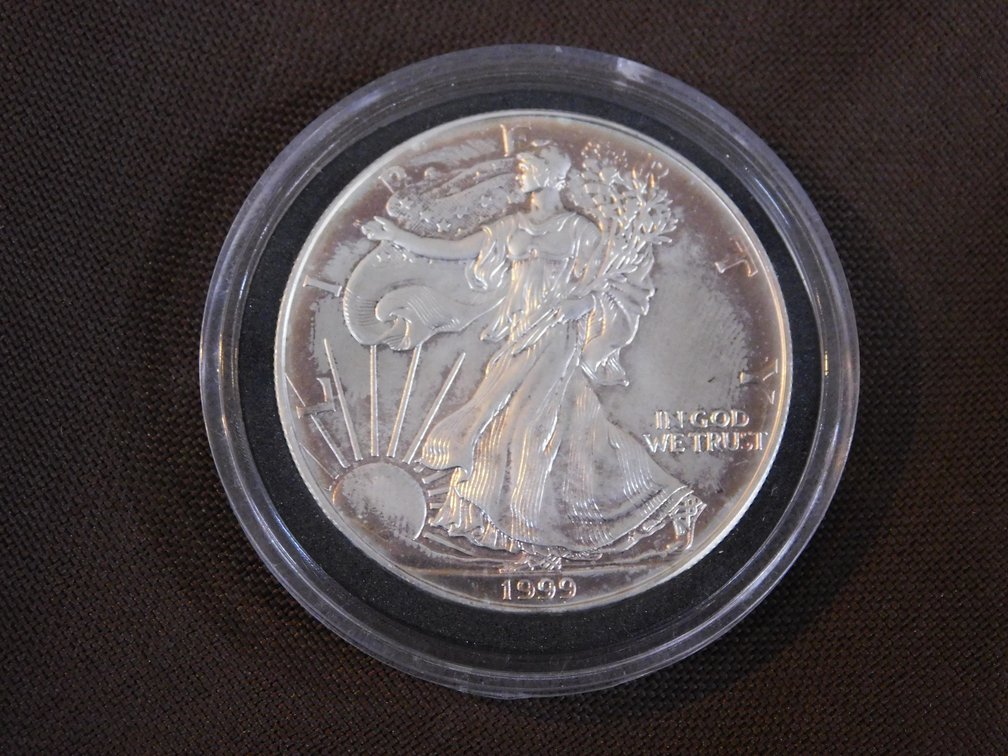 1999 American Silver Eagle 1 OZ Silver