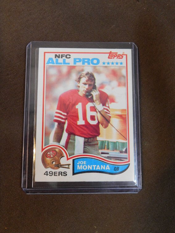 1982 Topps, Joe Montana Card #488