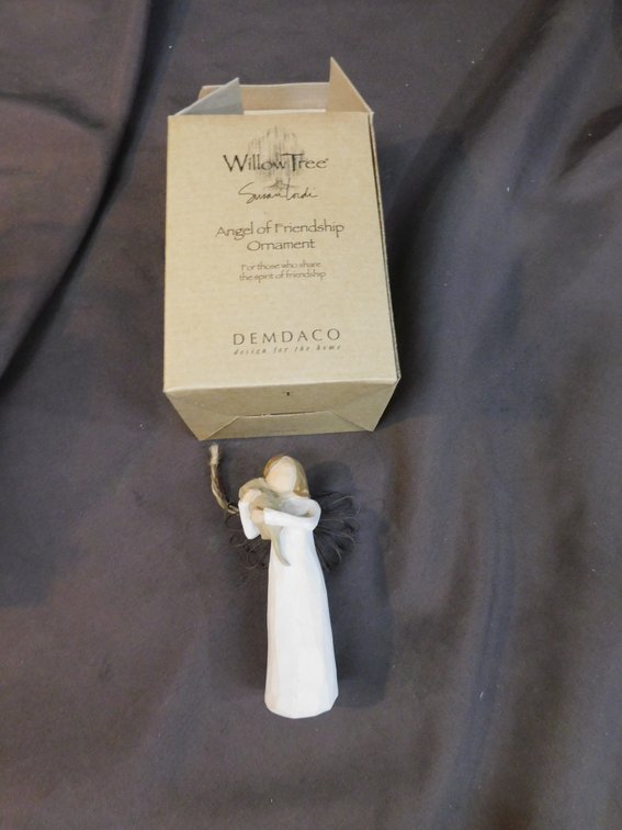 Willow Tree "Angel of Friendship Ornament"