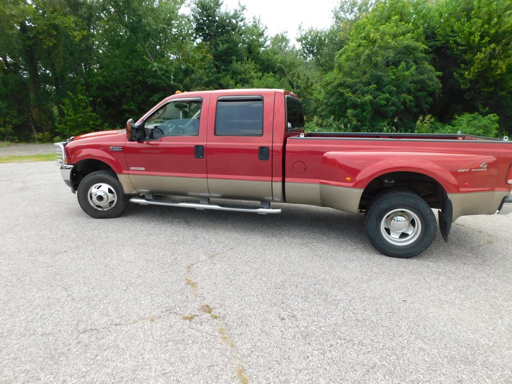 2003 F350 Ford Lariat Crew Cab Dually 4 Wheel Drive Diesel 6.0L Turbo Power Pickup Truck, Vin # 1FTWW33P33EC56286, Mileage 128,958