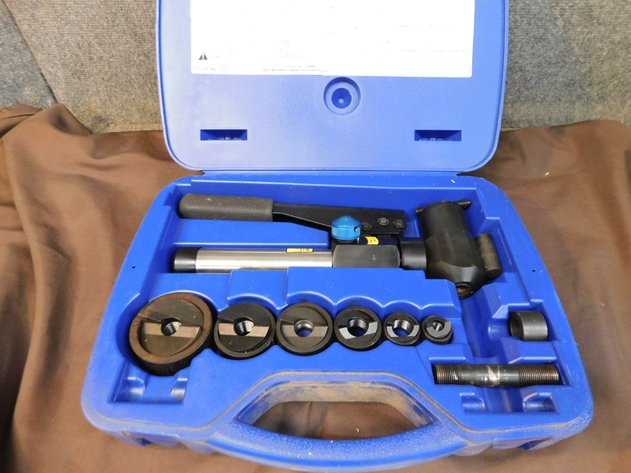Image for Absolute Online Auction #2225