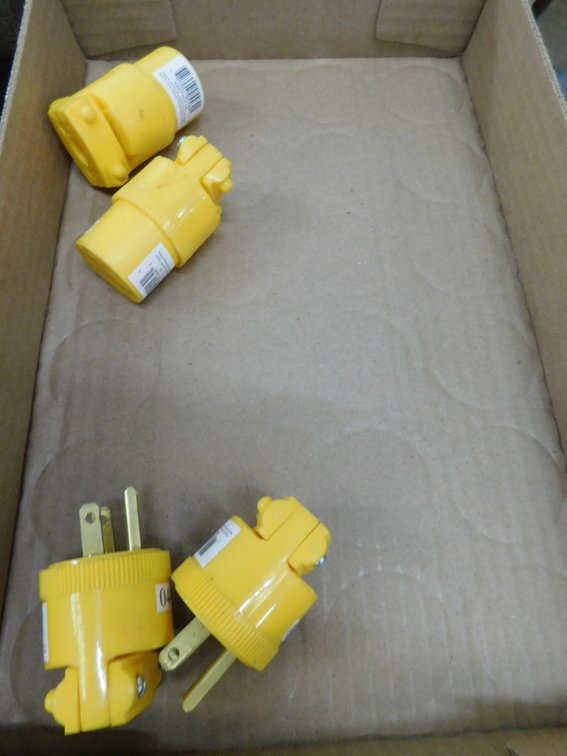 Male and female plugs in flat
