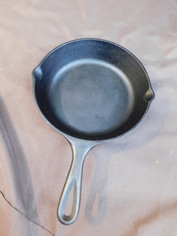 Lodge 8 Cast Iron Skillet