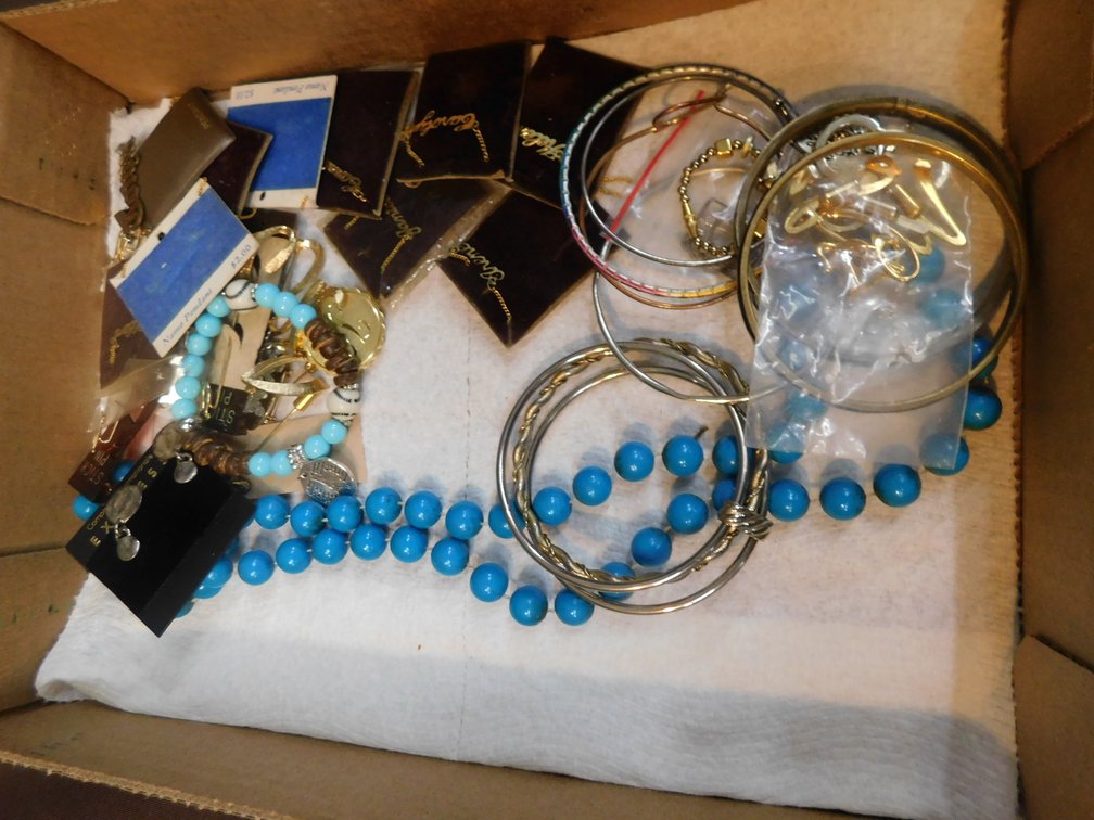 Lot of Assorted Costume Jewelry Items