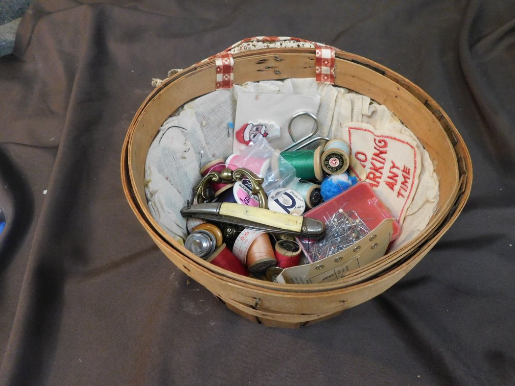 Small Basket with Assorted Sewing Contents 8 1/2" x 6"