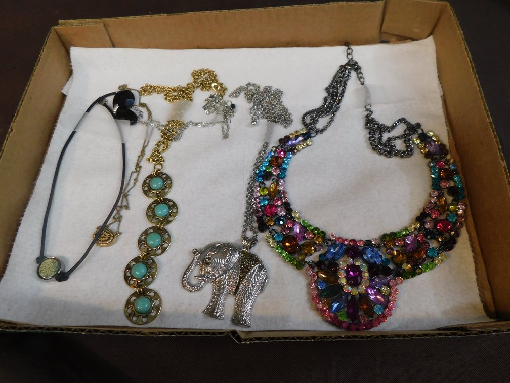 Lot of Assorted Necklaces
