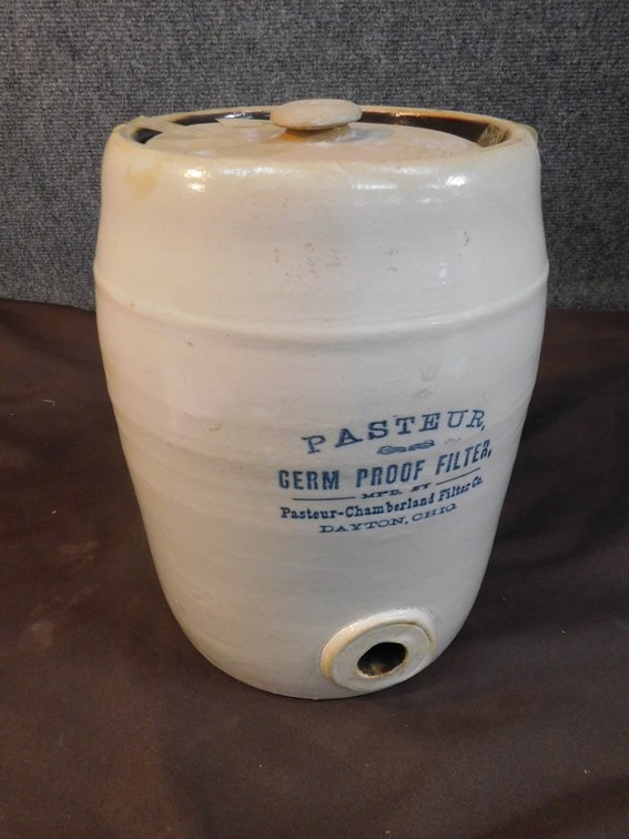 Vintage Pasteur Germ Proof Filter Dayton Ohio Water Cooler, missing Spout 10 1/2" T