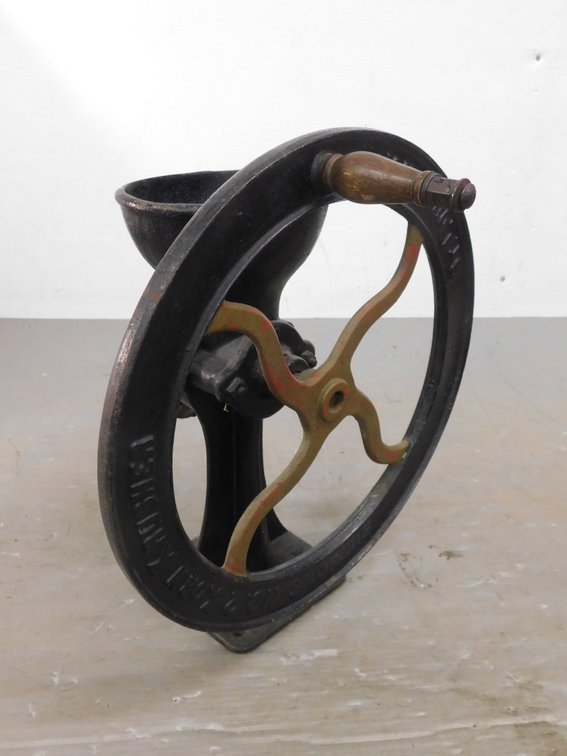 Vintage Simmons NO. 2 Korn Krusher St. Louis MO Cast Iron Corn And Grain Hand Crank Mill
