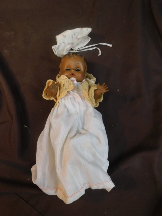 SunBabe SO Wee Baby Doll with Sleepy Eyes 9" T