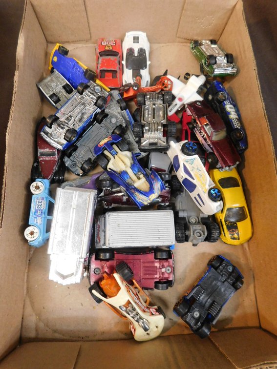 Lot of Assorted Die Cast Toy Cars