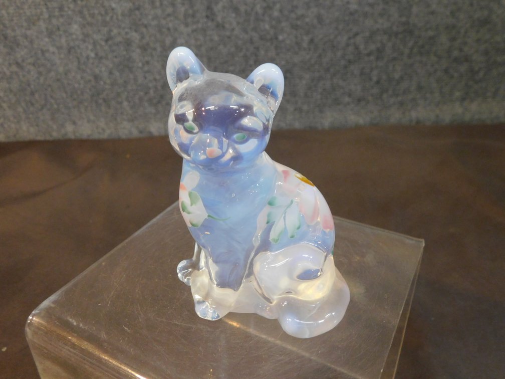 Vintage Fenton Hand painted Cat By M. Shaffer 3 3/4" T