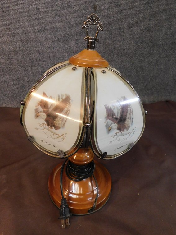 Touch Lamp With Bald Eagle Themed Glass 14"