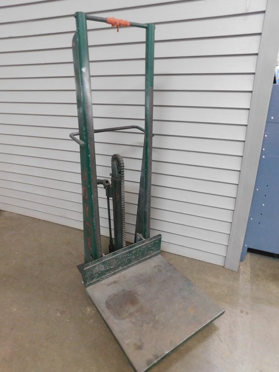 Joyce Hydraulic Platform Lift
