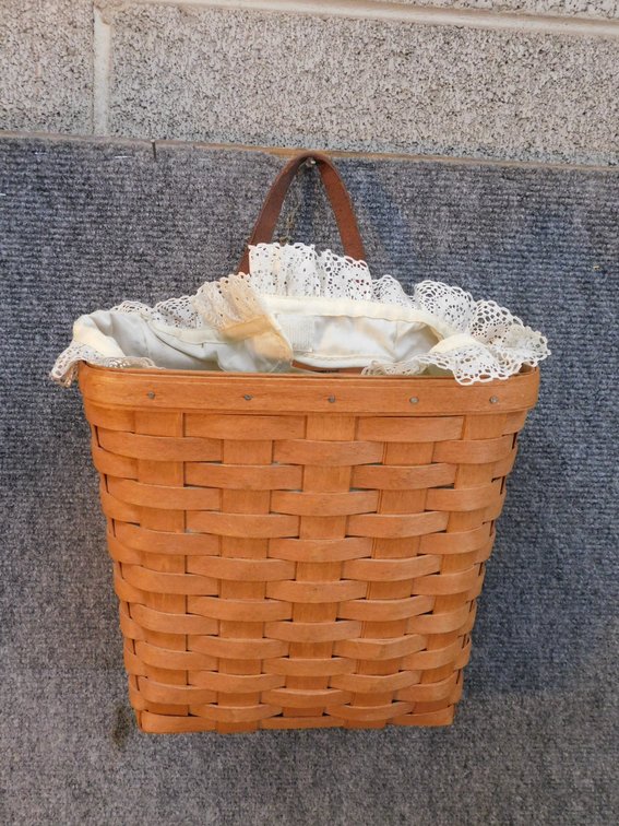1989 Longaberger Basket with Liner 5" x 10" x 9 1/2"