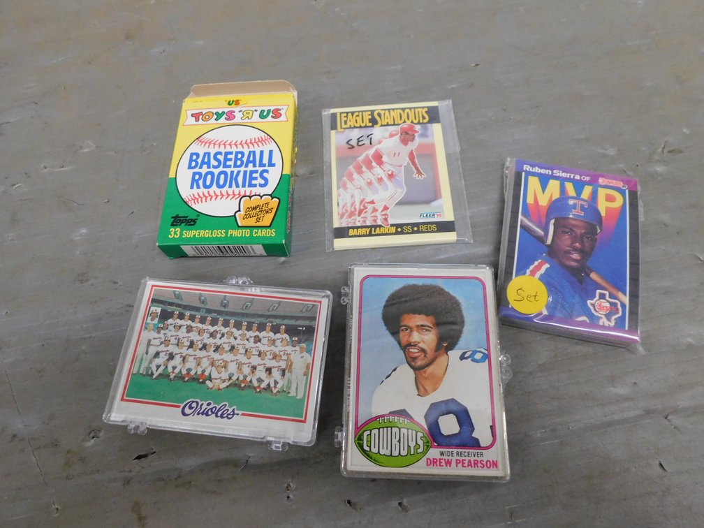 Assorted Collectible Baseball Cards