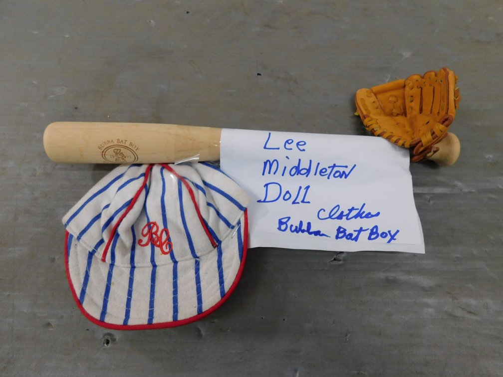 Lee Middleton Doll Bubba Bat Box