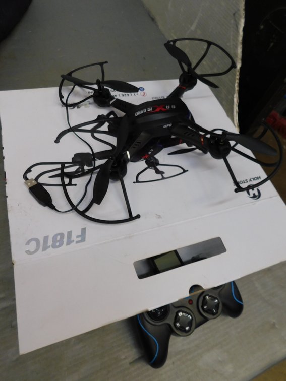 Holy Stone 6 Axis Gyro Quadcopter Drone