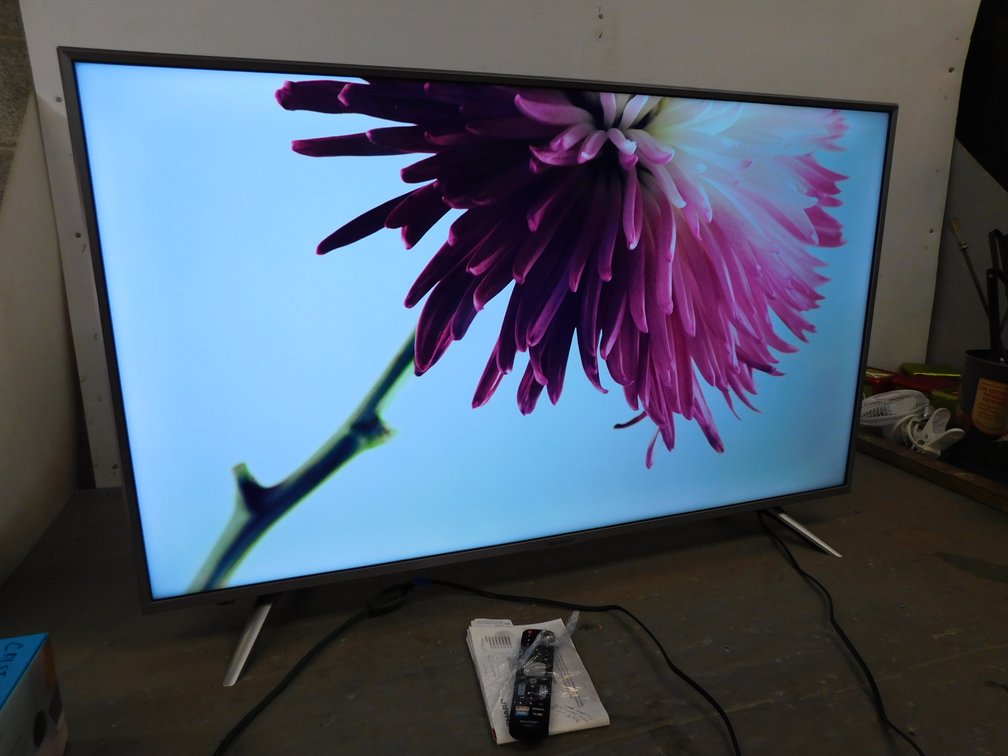 55" Sharp 4K UHD Smart TV With Remote, works