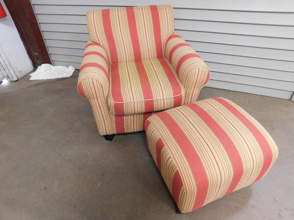Chair with Ottoman