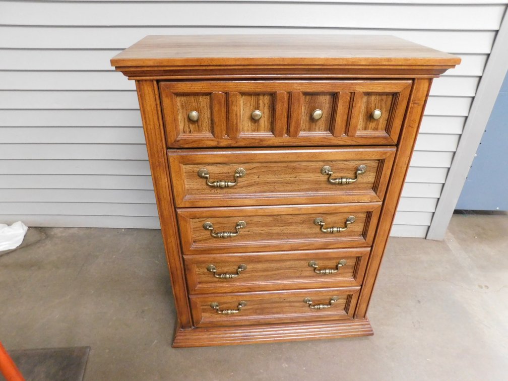 Five Drawer Chest of Drawers Pecan Finish Made By Bassett Furniture 36" x 18" x 48" T