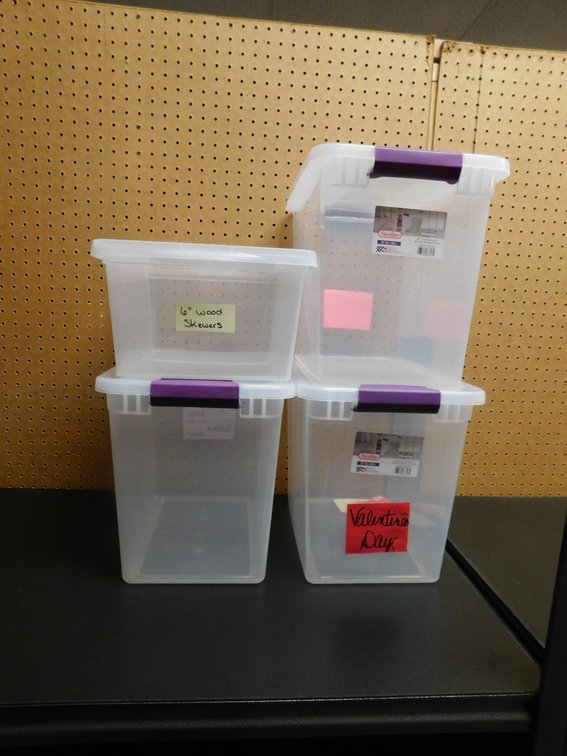 4-Plastic Totes