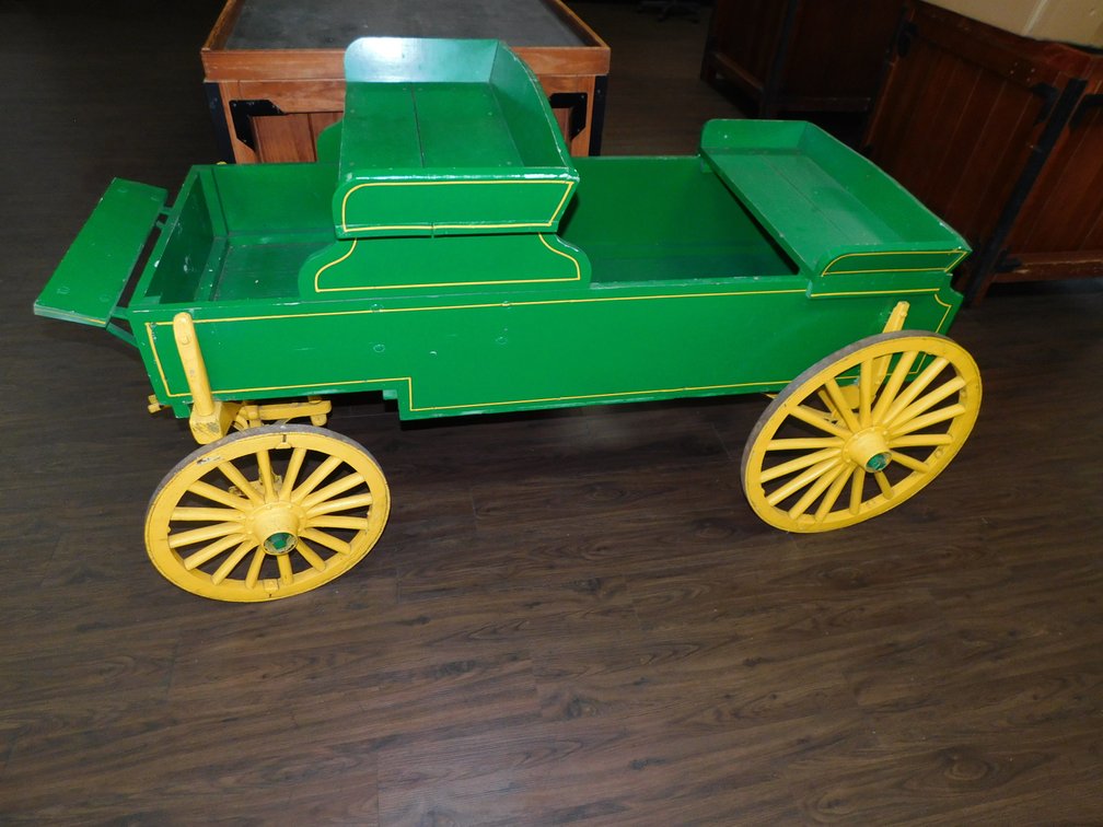 Nice Dewell Poney Wagon or Display 5ft Long