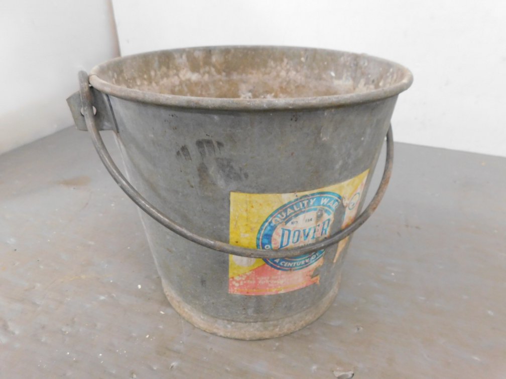 Dover NO. 114 Galvanized Bucket