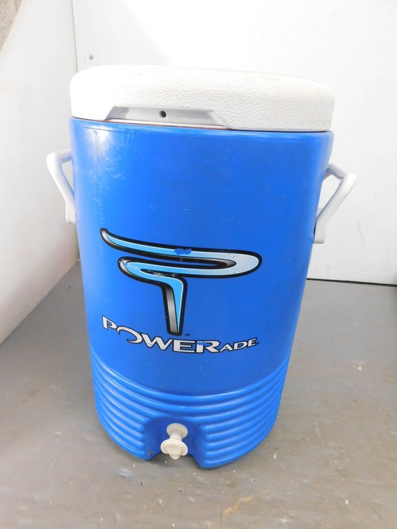 Powerade Cooler 18" T