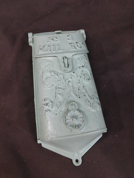 Vintage Griswold #3 Cast Iron Mailbox
