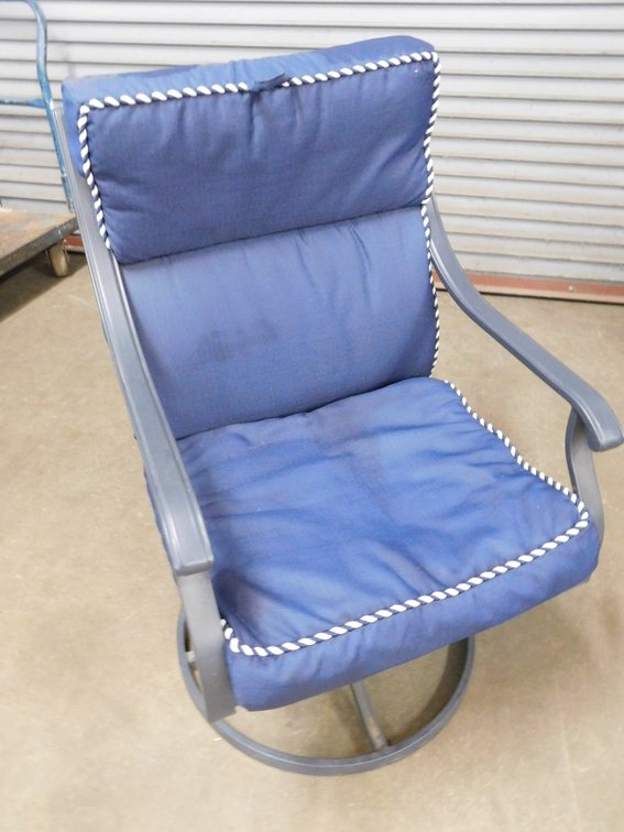 Swivel Patio Chair