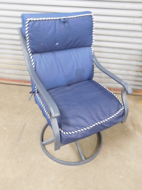 Swivel Patio Chair