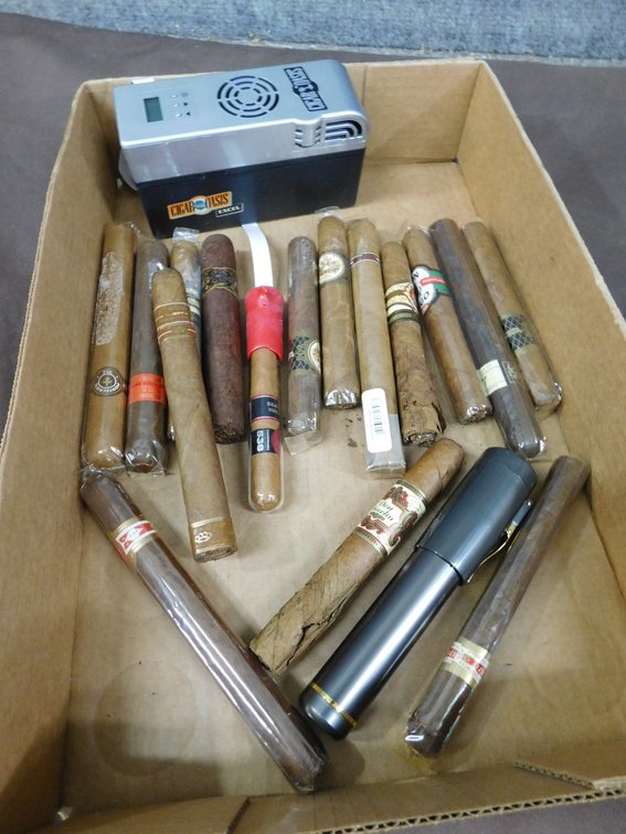 Lot of Assorted Cigars