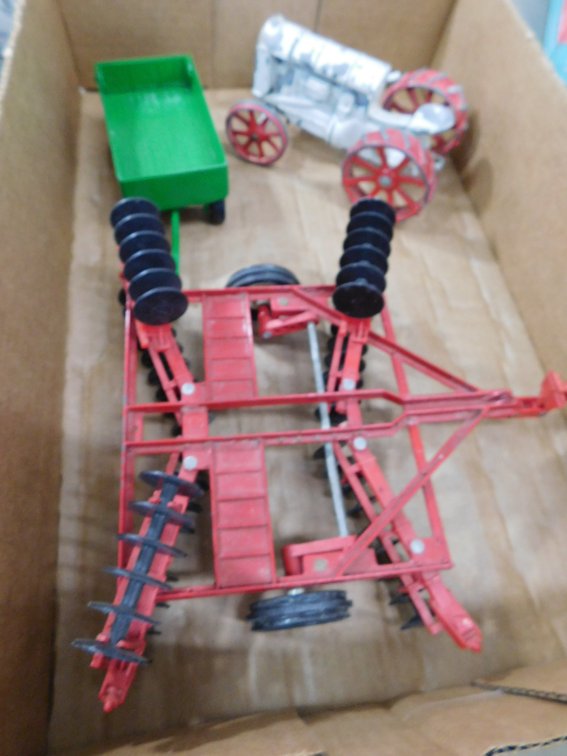 Tractor, Disc, Wagon