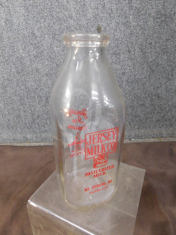 Vintage Quart Jersey Milk Co. Mt. Sterling Ky