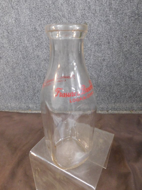 Vintage Frasure & Brown Dairy Quart Milk Bottle, Logan Ohio