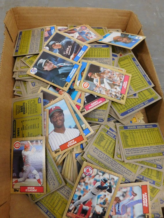 Topps Baseball Cards