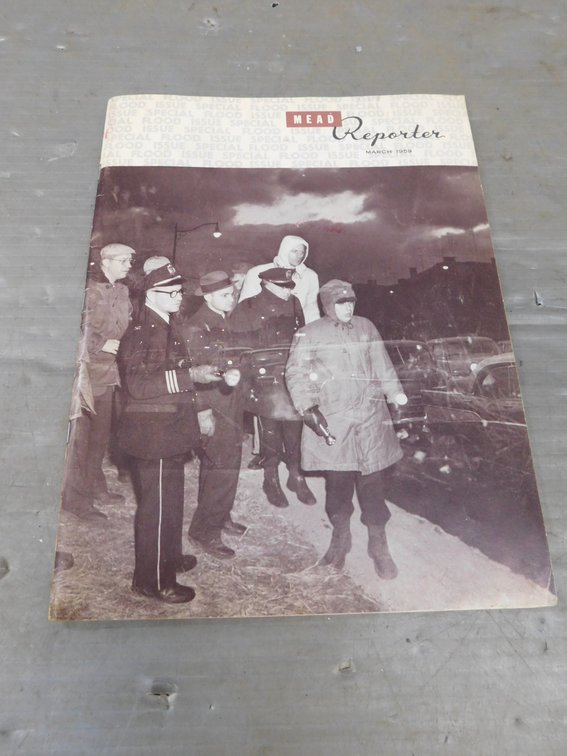 Vintage March 1959 Mead Reporter Magazine