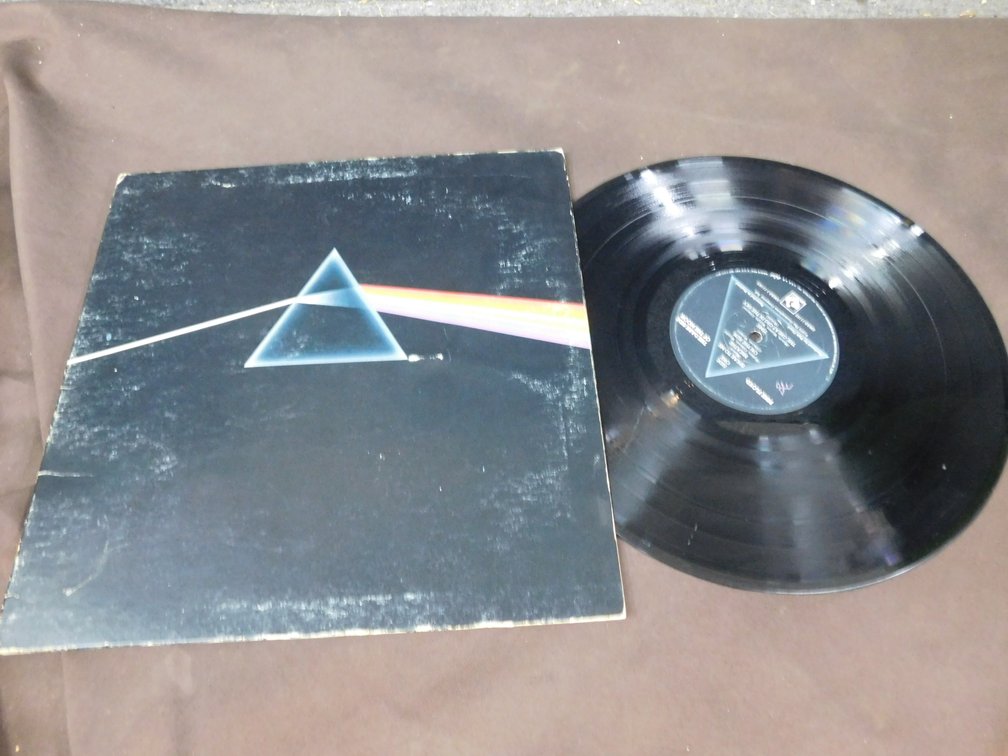 Pink Floyd "The Dark Side of the Moon" 33 LP Record Album