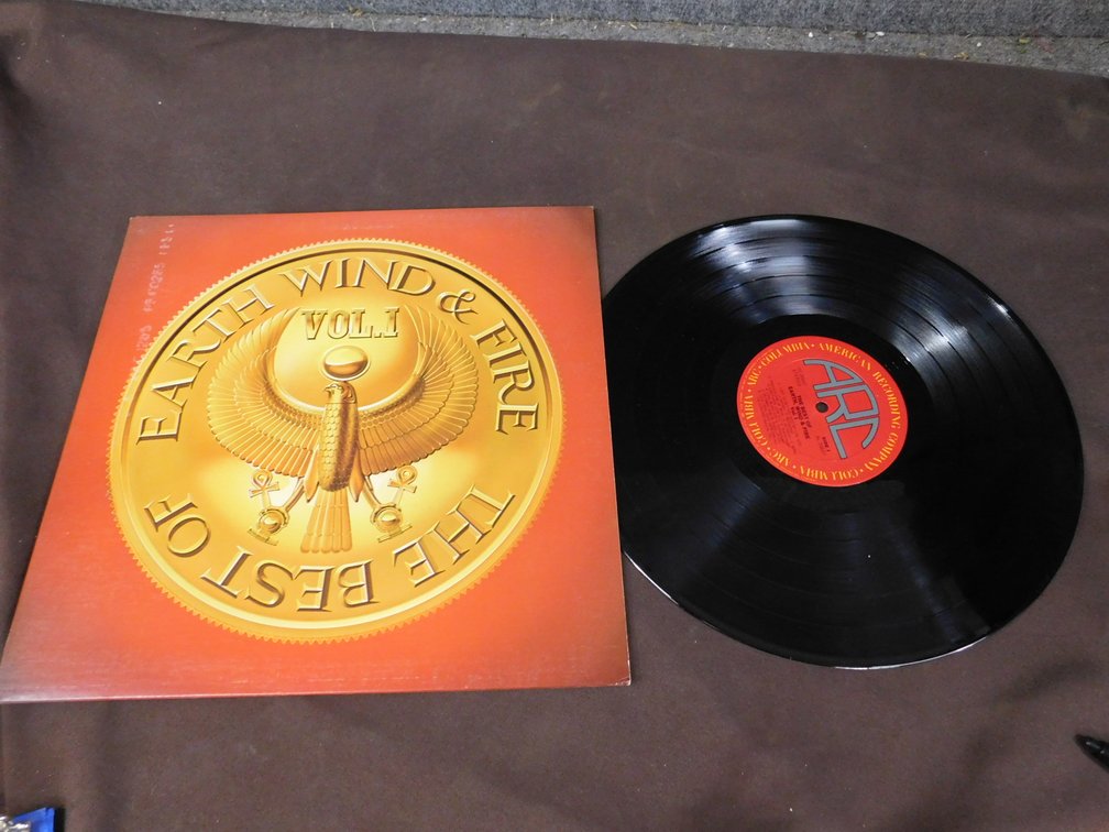 The Best of Earth Wind & Fire 33 LP Record Album