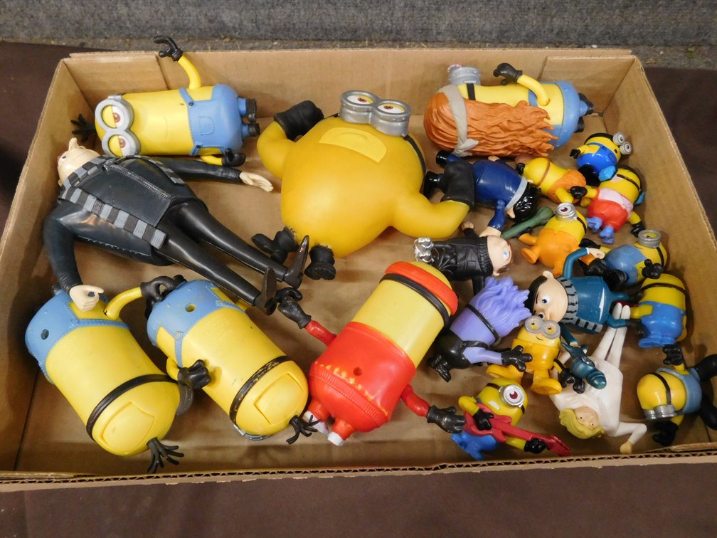 Lot of Assorted Minion Action Figures