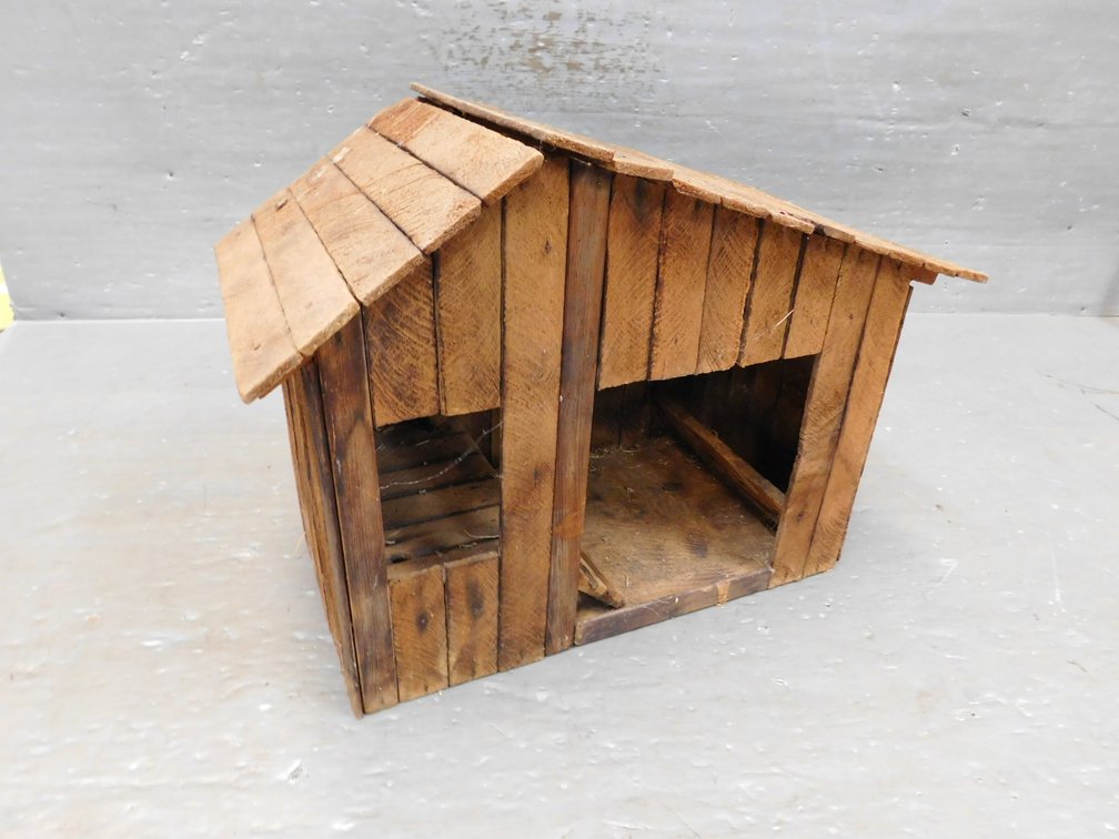 25" x 11" x 14" T Wood Barn
