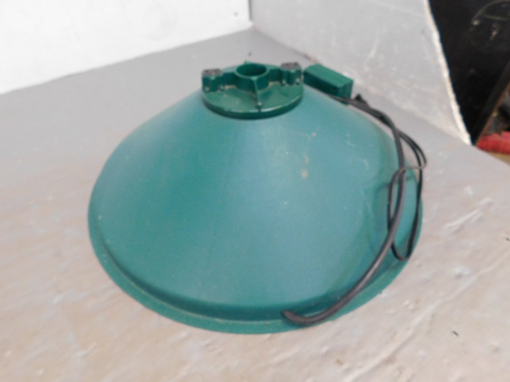 Christmas Tree Base with Two Electrical Plug Ins, Works