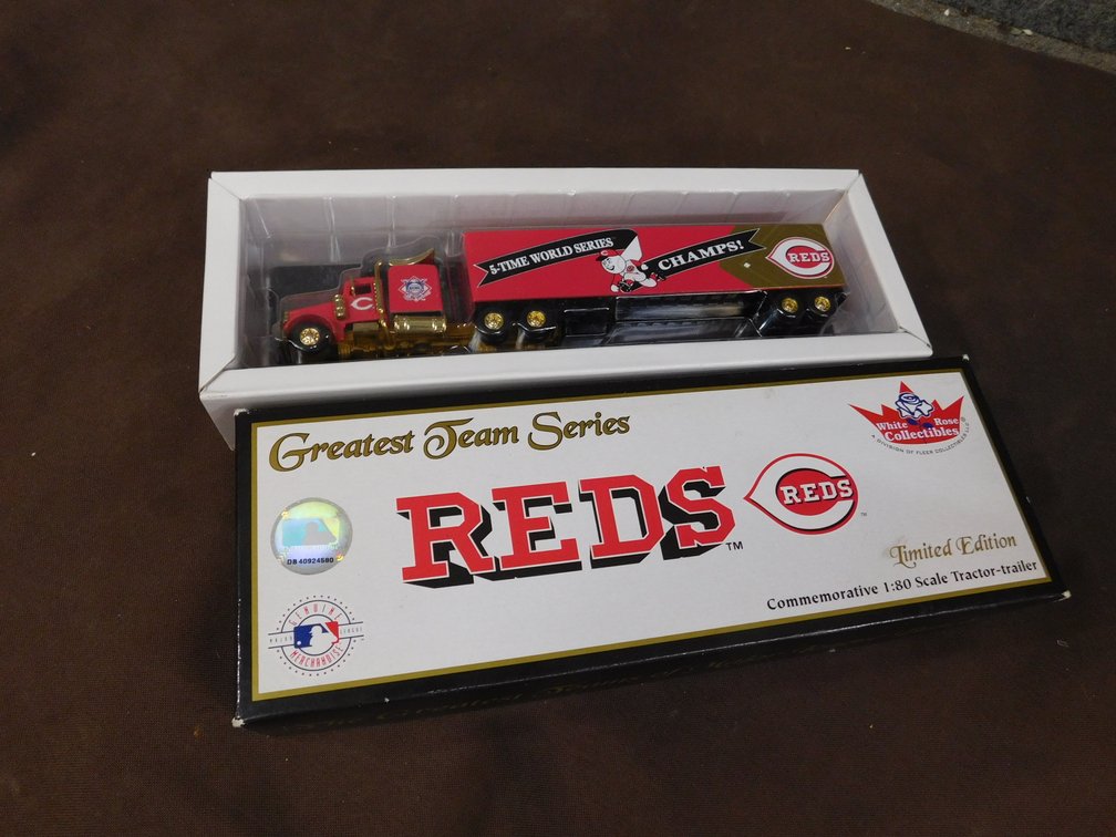 Cincinnati Reds Commemorative 1:80 Scale Limited Edition Tractor-Trailer