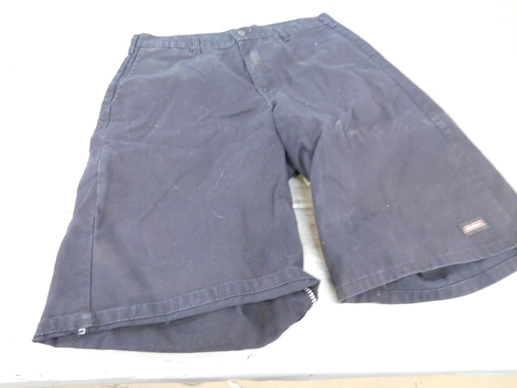 Dickies Men's Short Size 36