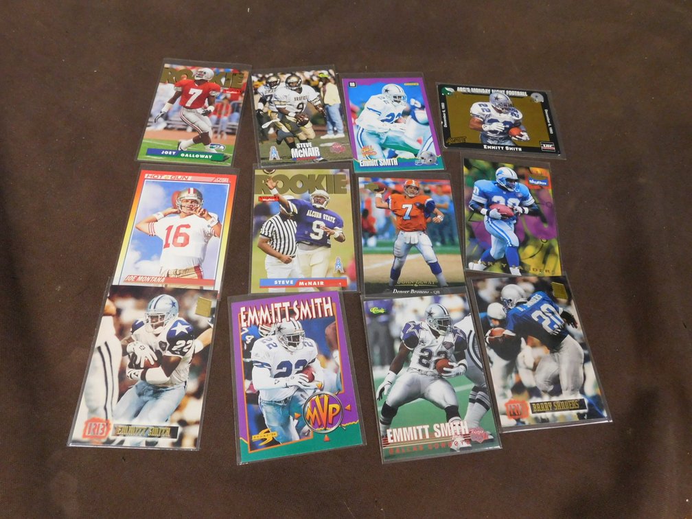 12 Assorted Football Sports Trading Cards