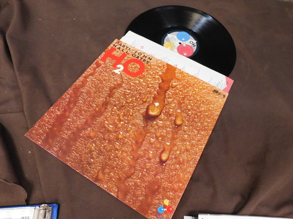Daryl Hall and John Oates "H2O" 33LP Record Album