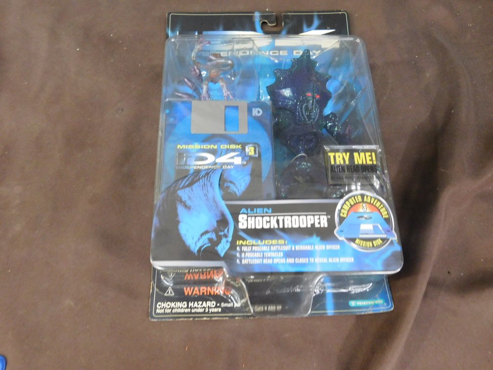 Alien Shocktrooper Figurine, New in Package