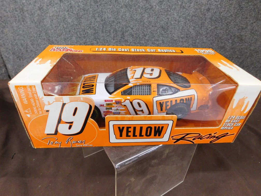 Tony Raines Racing Champions 1/24 Scale Die Cast Car, New in Package