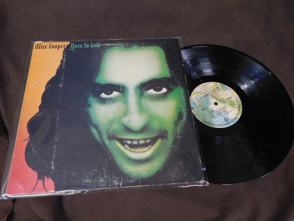 Alice Cooper "Goes to Hell" 33 LP Album